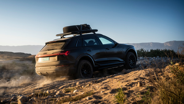 Audi Q8 e-tron Edition Dakar