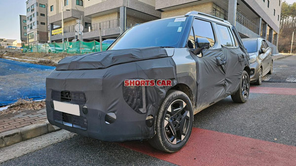 Kia Clavis SUV Spied