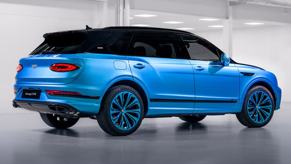 Bentley Bentayga EWB Azure V8. 