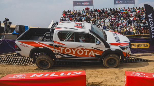 Toyota Hilux CEAT ISRL