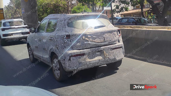 mahindra xuv300 facelift spy pics