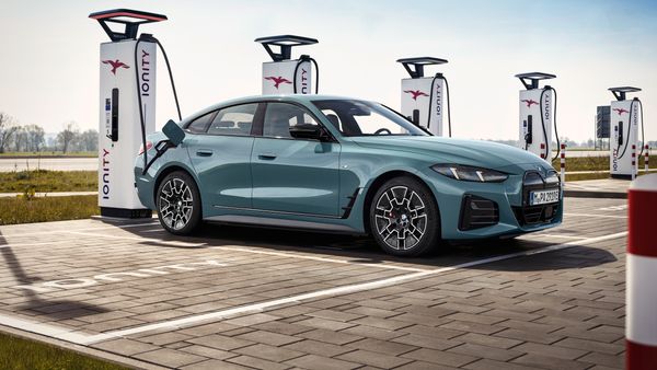 2025 BMW i4 & 4 Series: New Tech & Design