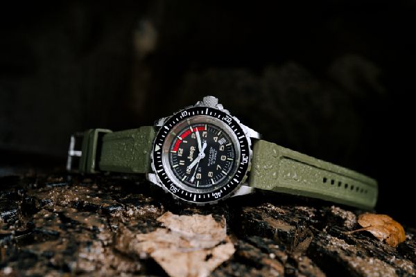 Jeep & Marathon Launch Timepiece Line