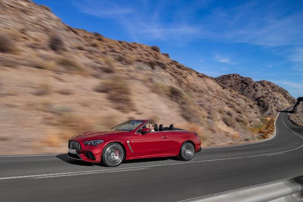 Mercedes-AMG Unveils New CLE 53 Cabriolet