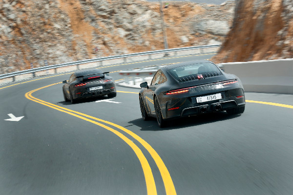 New Porsche 911 Hybrid Beats Predecessor