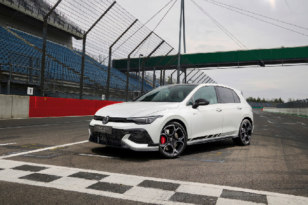 New Golf GTI Clubsport World Premiere at Nürburgring