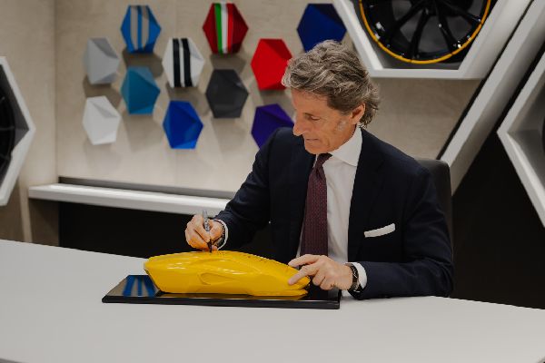 Lamborghini Launches Hybrid SUV in New Showroom