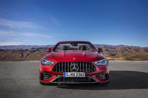 Mercedes-AMG Unveils New CLE 53 Cabriolet