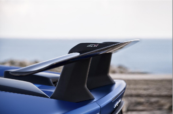 Huracán: Tech Evolution to Hybrid