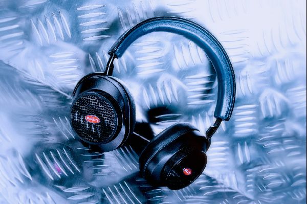 Bugatti's New Online Lifestyle Shop