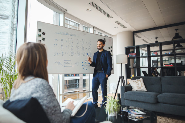 AI Key to EV Battery Innovation