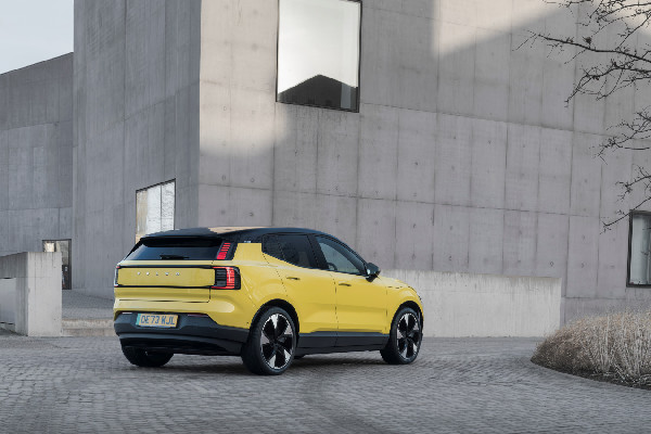Volvo EX30 Wins Top EV Crossover