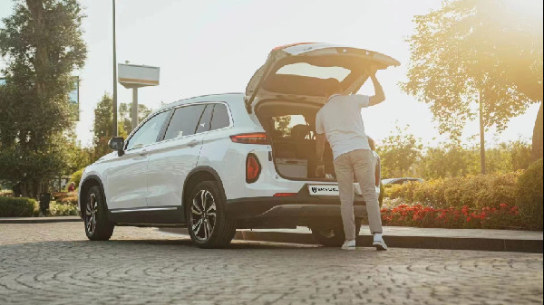 Skywell BE11 Electric SUV Unveiled