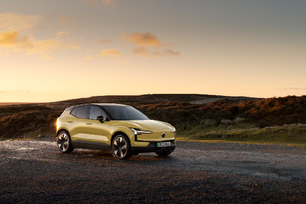 Volvo EX30 Wins Top EV Crossover
