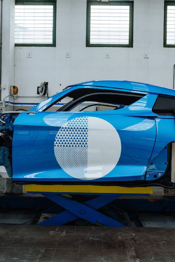 AGTZ Twin Tail: Lake Como Debut