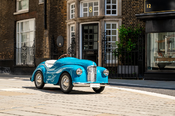 Austin Pedal Cars Collaborates with Holland & Sherry for J40 Continuation