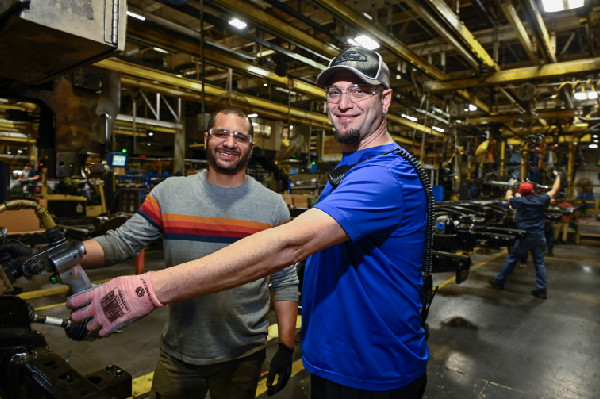 Ford Leads U.S. Auto Industry