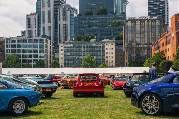 TVR Scamander Stars at Concours 2024