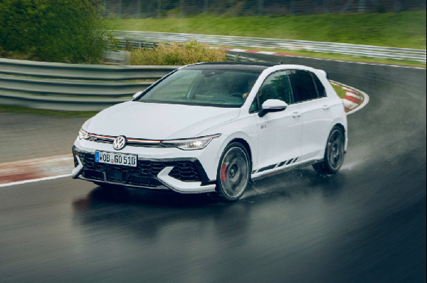 New Golf GTI Clubsport World Premiere at Nürburgring