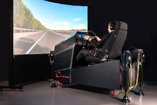 Bentley's Eco-Friendly Simulator