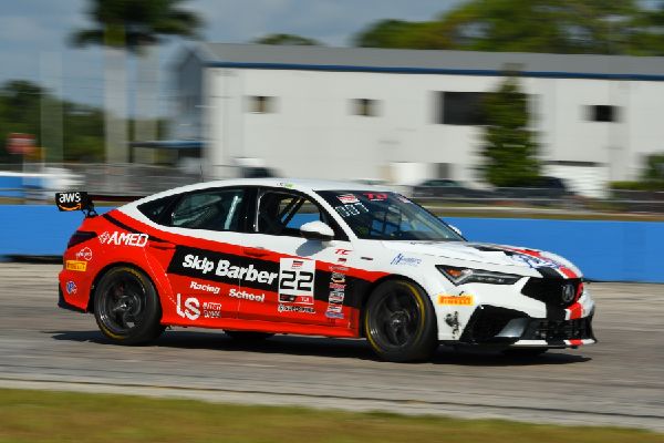 Honda Civic Si Wins at Sebring