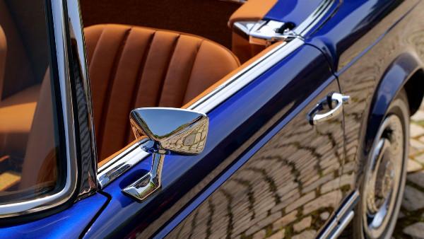 Electric Mercedes SL W113 by Everrati