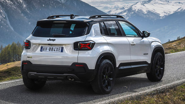 Jeep Avenger 4xe rear