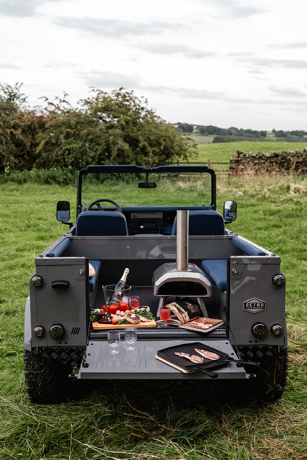 F1 Driver Stands Out with Topless Retro-styled Defender