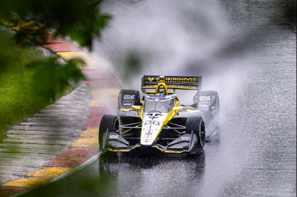 Lundqvist Takes Pole in Honda Sweep