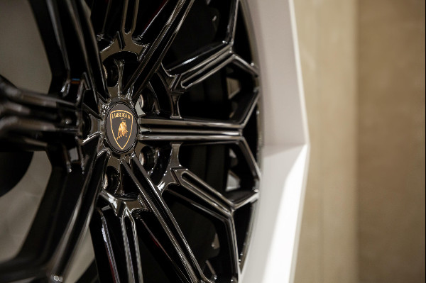 Lamborghini's New Cologne Showroom