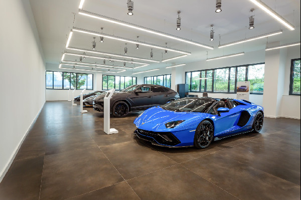 Lamborghini's New Cologne Showroom