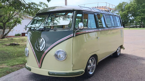 Mecum Tulsa 2024 Car Auction