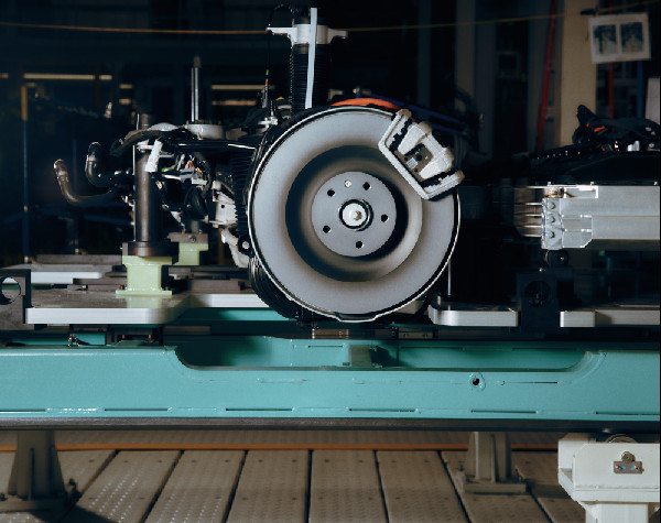 Volvo Begins Production of Fully Electric EX90 SUV