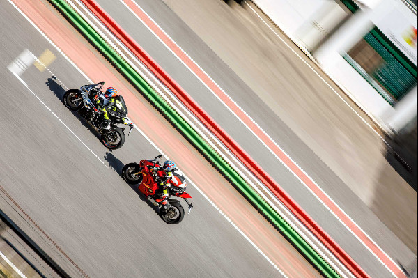 Shorrock Wins Photography Award