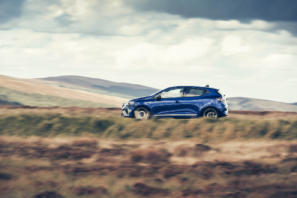 Renault Clio Wins Best Small Car 2024