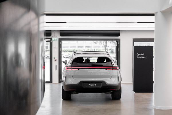 Polestar 3 SUVs Begin Global Delivery