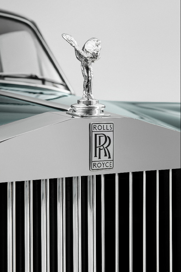 Electric Rolls-Royce Silver Shadow Revealed