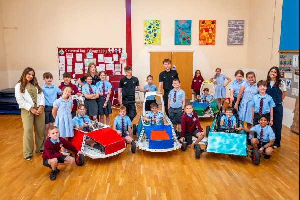 Rolls-Royce Inspires Young Minds