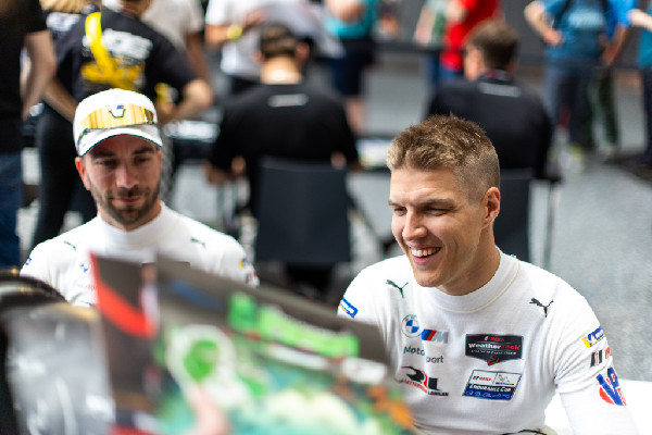 BMW Team's Tough Detroit Race