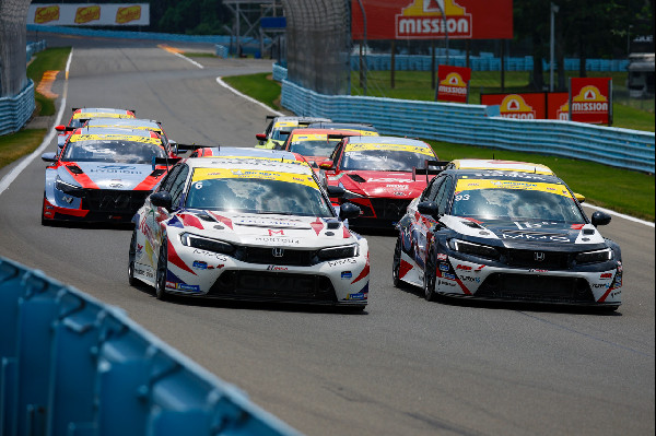 Civic Type R's Strong Finish