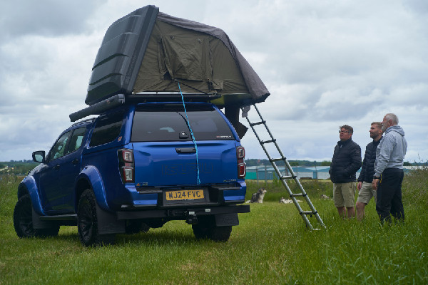 Isuzu Sponsors 2024 Sleddog Event