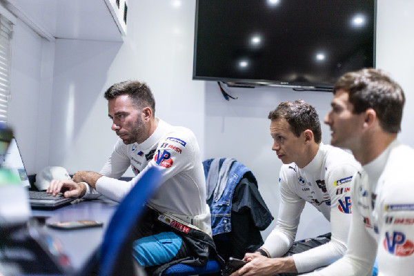 BMW Team's Tough Detroit Race