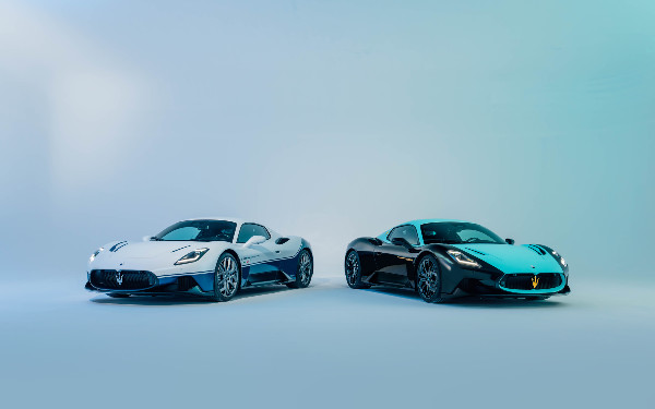 Maserati Marks MC12's 20th with MC20 Series