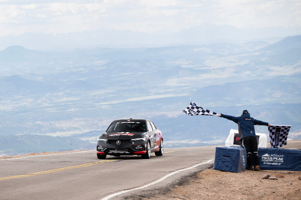 Acura Excels at Pikes Peak