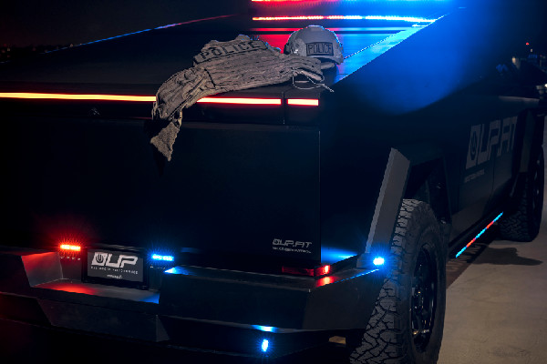 Tesla Cybertruck as New Police Vehicle Tesla Cybertruck as New Police Vehicle