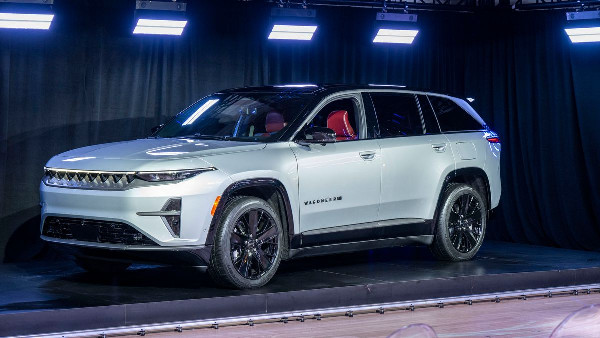 Jeep's Electric Wagoneer S Debuts