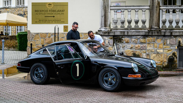 KAMManufaktur Presents First Customer 912c