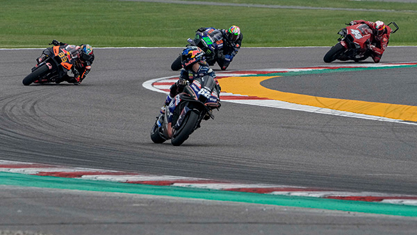 moto gp vs wsbk 3
