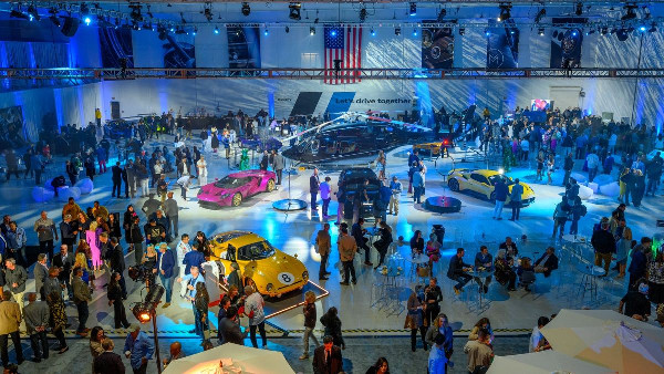 Motorlux: Cars, Food & Community