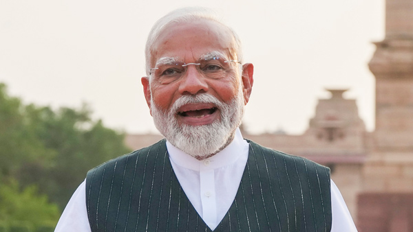 Modi s Second Term Begins Loco Pilot Honoured